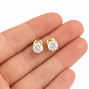 ChatGPT Image 9 jun 2026, 11_45_15 Topos Cuatro Garras 1.4gr / 5.5mm Oro Amarillo 18K