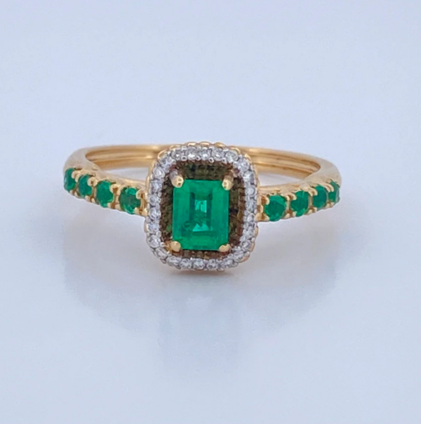 Screenshot_86 Anillo Halo Esmeralda 58 Pts Diamantes 09 Pts 3.5gr / T7 / Dos Oros Amarillo Blanco 18K