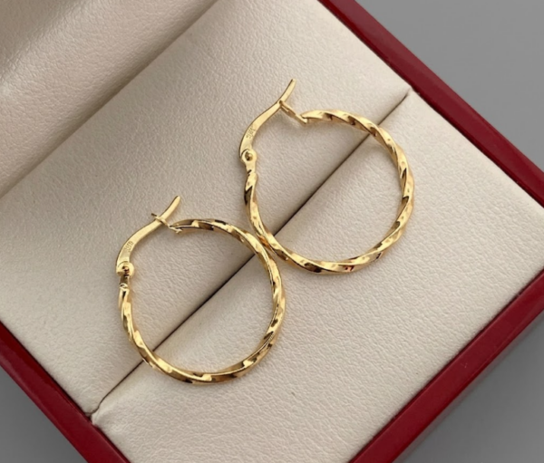 Captura de pantalla 2026-07-22 155155 Candonga Entorchada Oro amarillo 18k 1,2 Gr / 2,3 Cm
